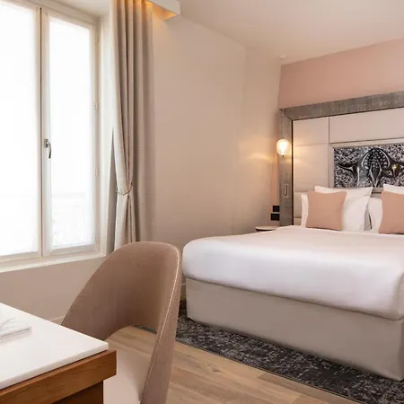 Hotel Des Champs-elysées Parigi