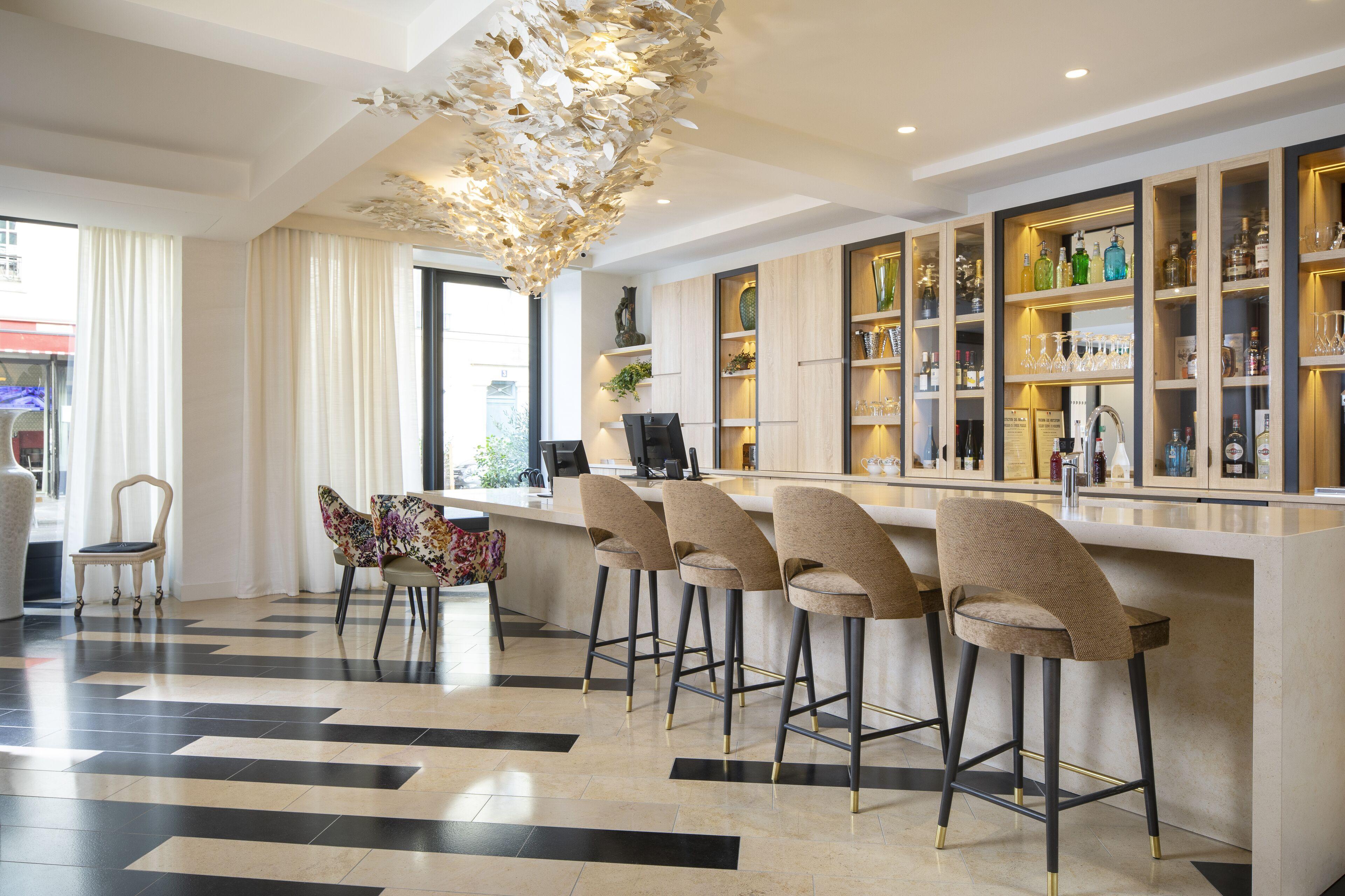 Des Champs-elysées Hotel Parigi