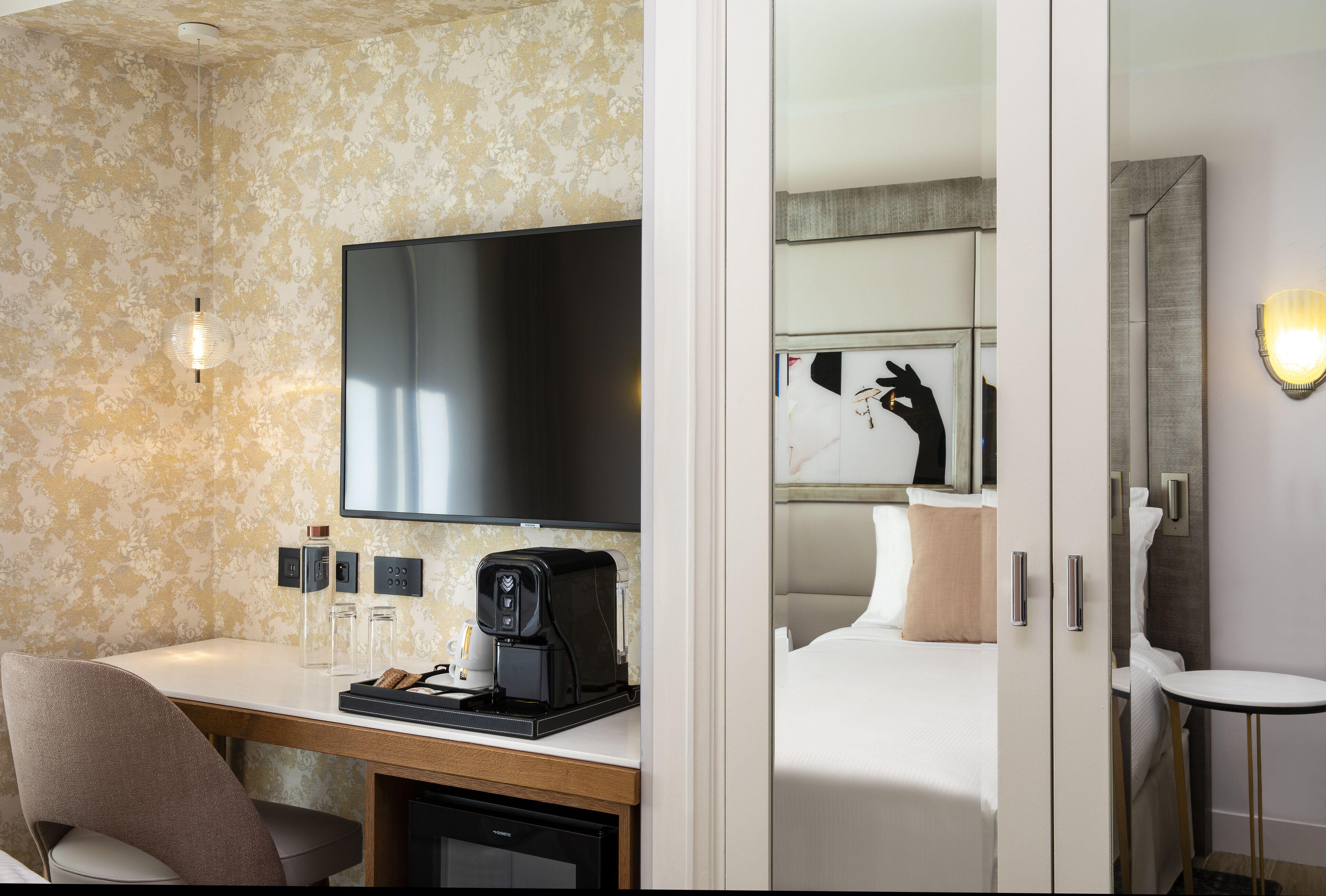 Des Champs-elysées Parigi